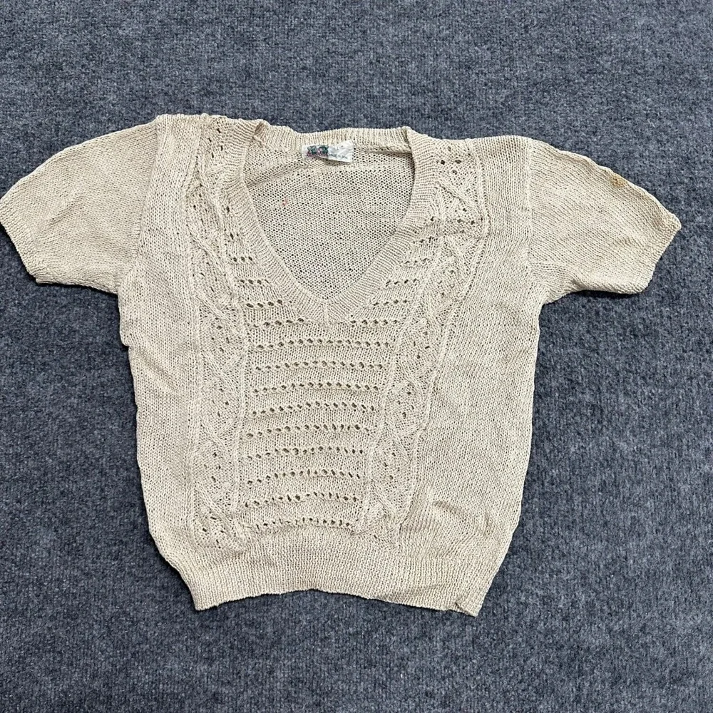 Green Finger Sweater Womens Size L Beige Crochet Cable Knit V-Neck Short Sleeve